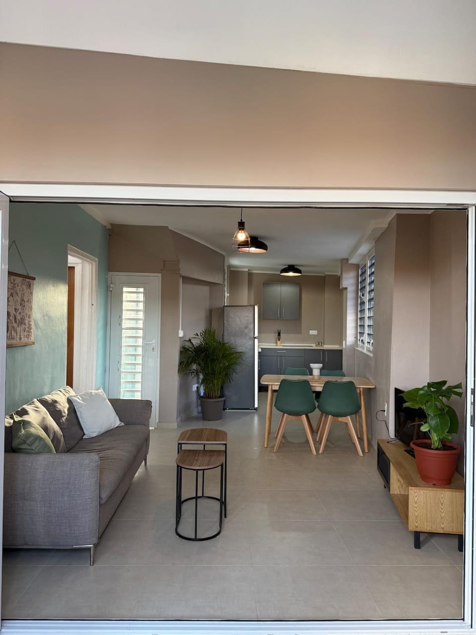 Living room, Dining area
