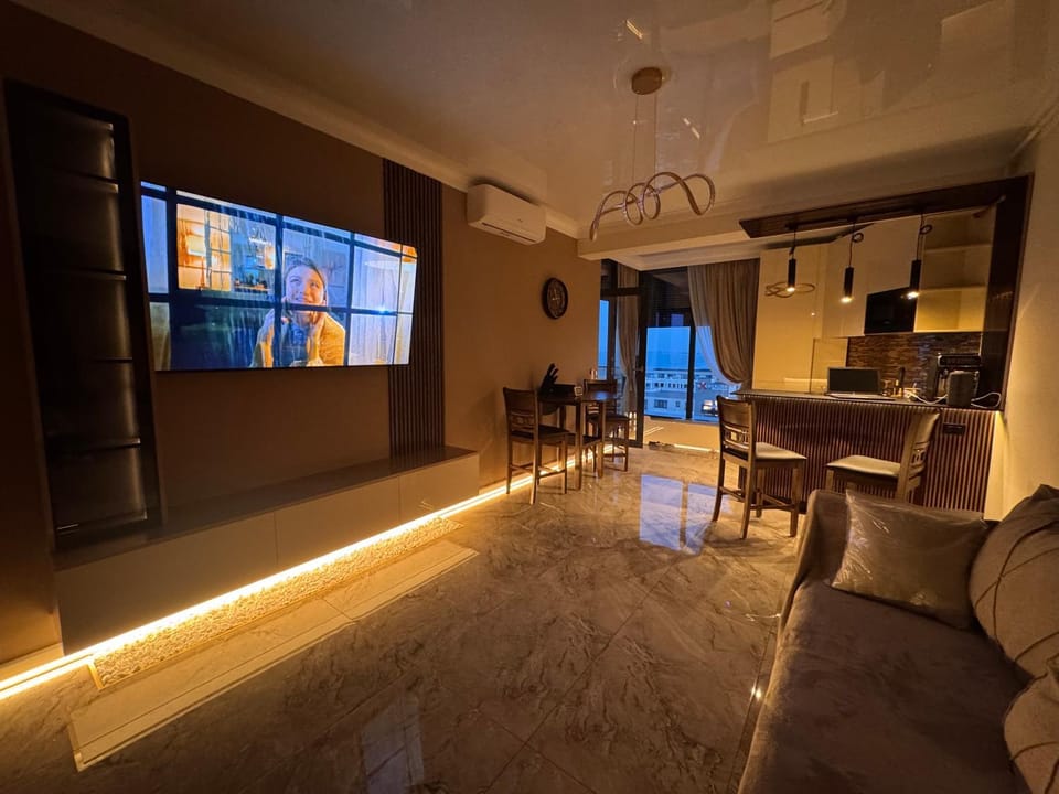 Royal Princess in Resort Noble Beach by Building Stefan Apartment in Constanța County