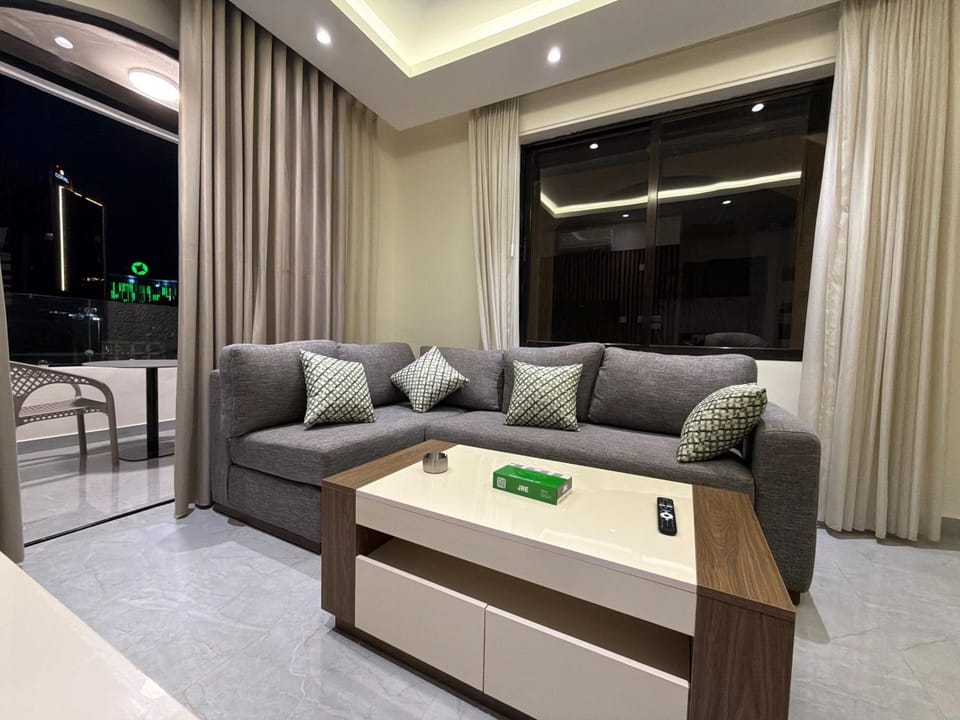 201 JRE apartment with stunning boulevard veiw Apartment in Africa
