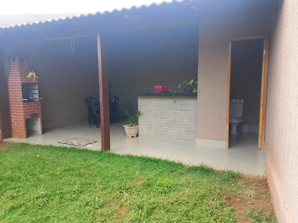 Casa Borges e Dantas para amigos e familias e casáis House in Goiania