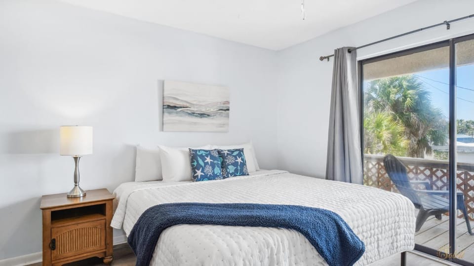 Sea Esta - Minutes to Beach Pet-Friendly House in Lower Grand Lagoon