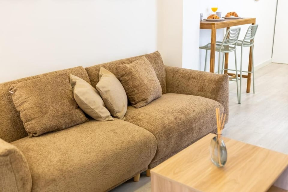 Málaga Centro I Cozy Terrace I 3BR I AC I WiFi Apartment in Malaga