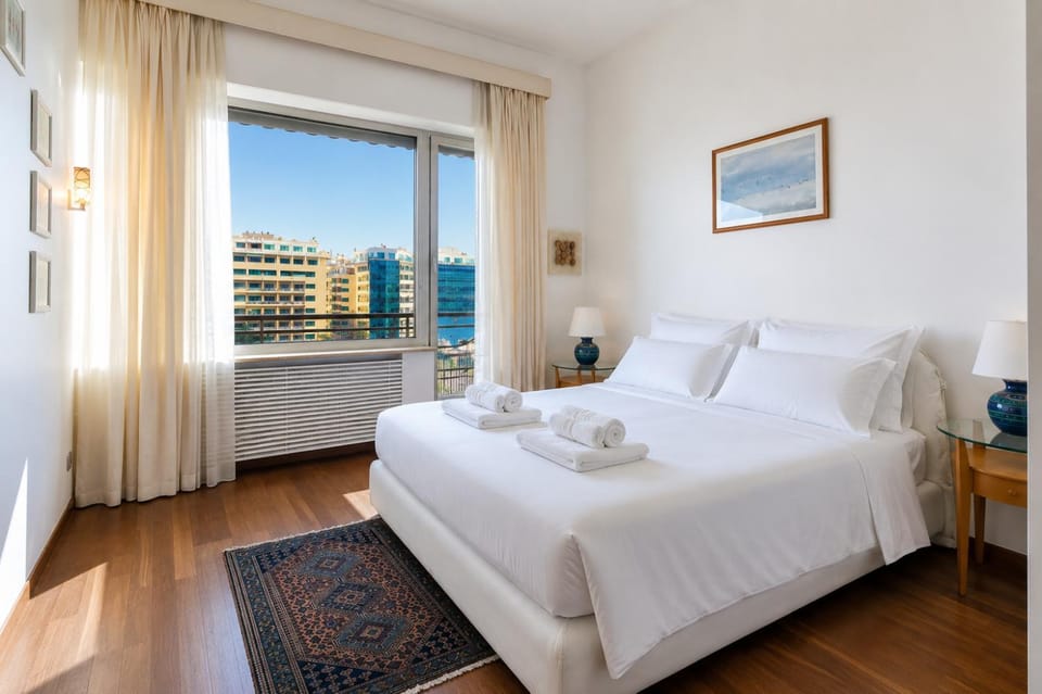 Waterfront Lux •3BR •Sea View •Sauna • By Tilo Apartment in Genoa