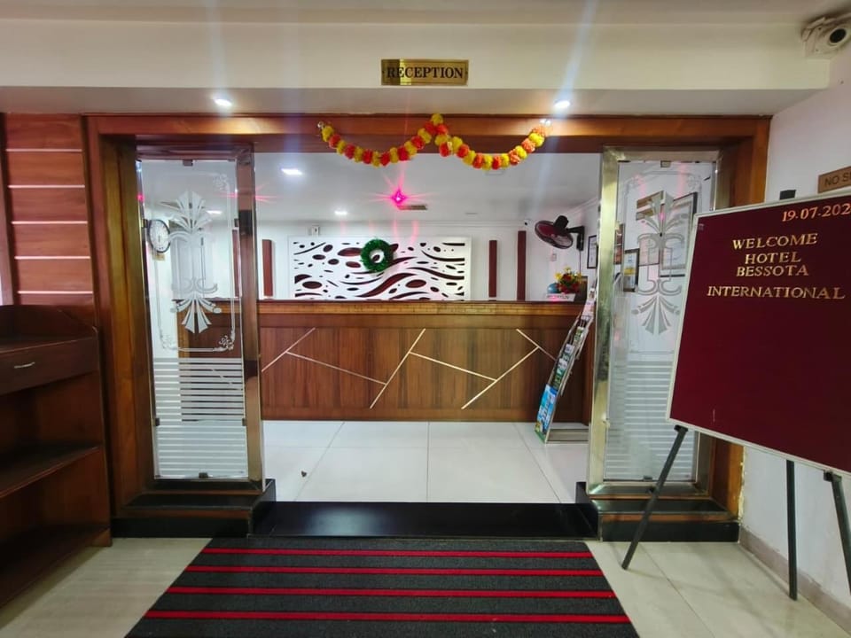 Hotel bessota international Thiruvalla Hotel in Kerala