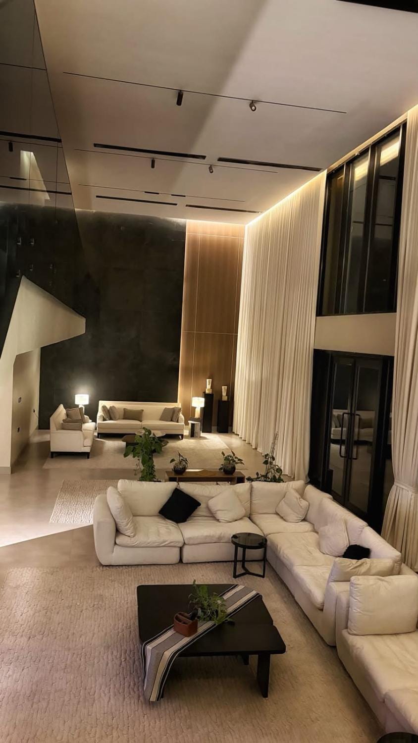 فيلا هادئة بتصميم مودرن حديث ومعاصر Villa in Makkah Province