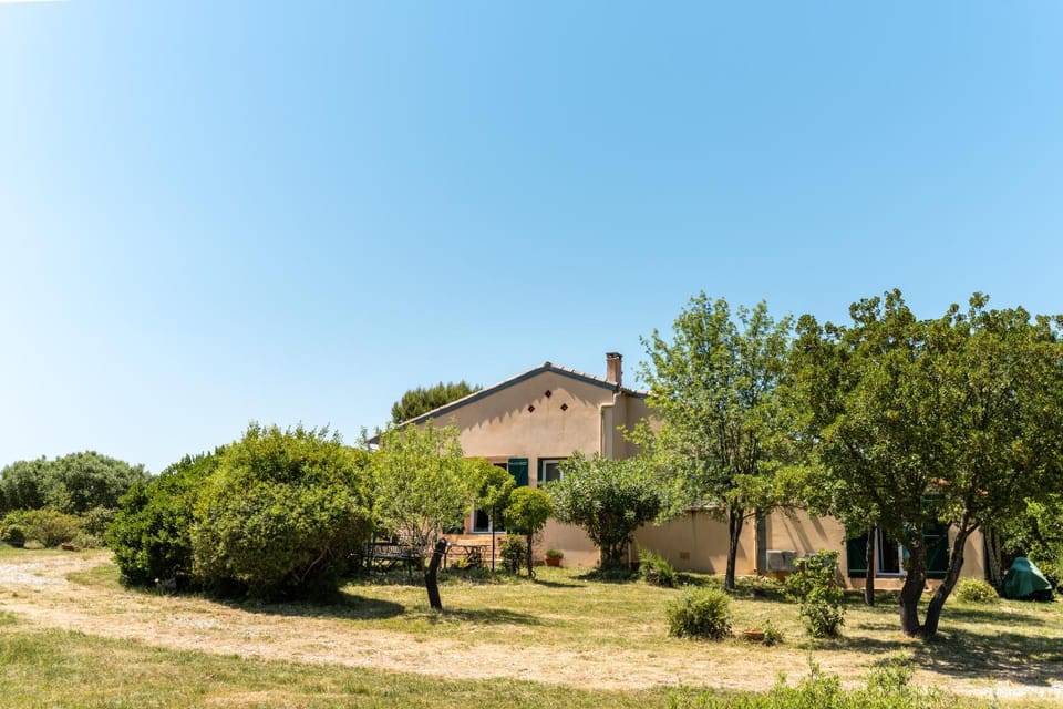 Property building, Day, Natural landscape