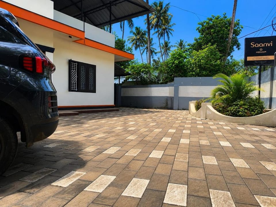 Saanvi 3 Bedroom Stay without Kitchen near South Cliff Varkala Apartment in Varkala