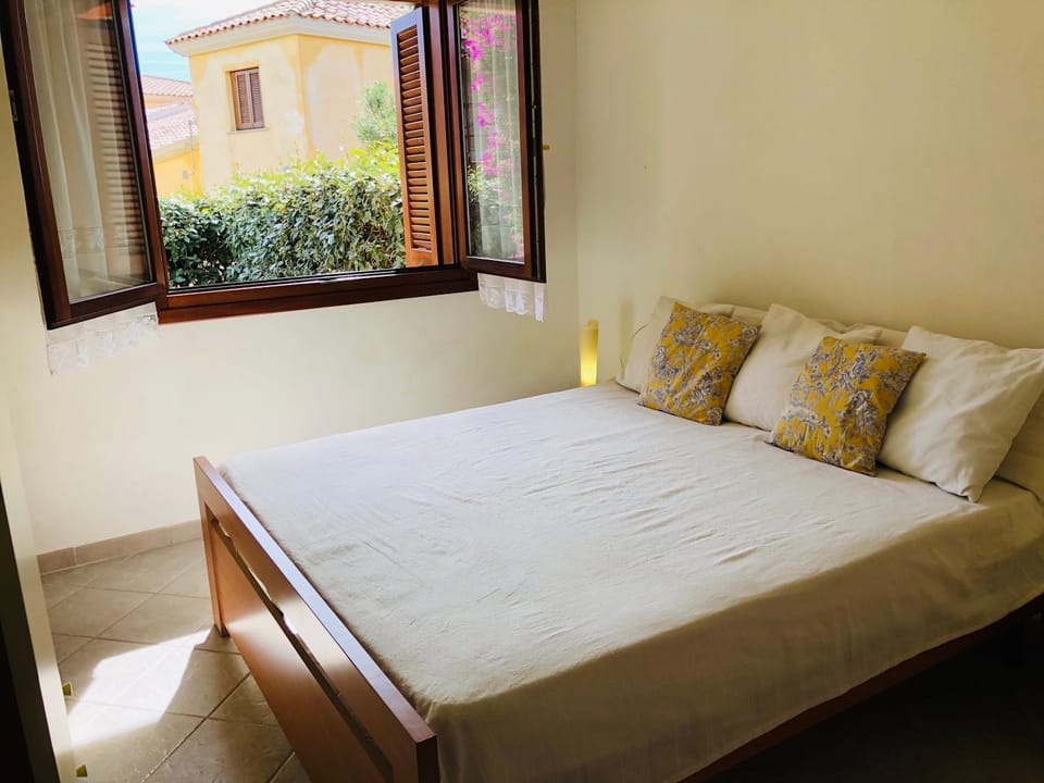 Villetta Rosa dei Venti Apartment in Sardinia