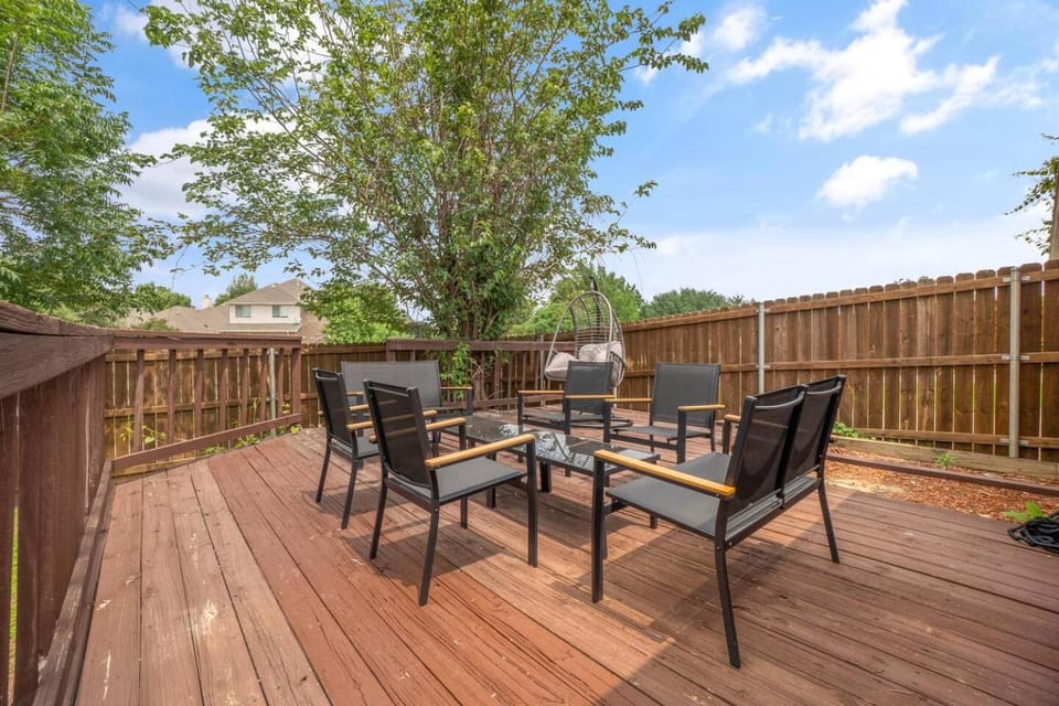 Patio, Garden, Balcony/Terrace