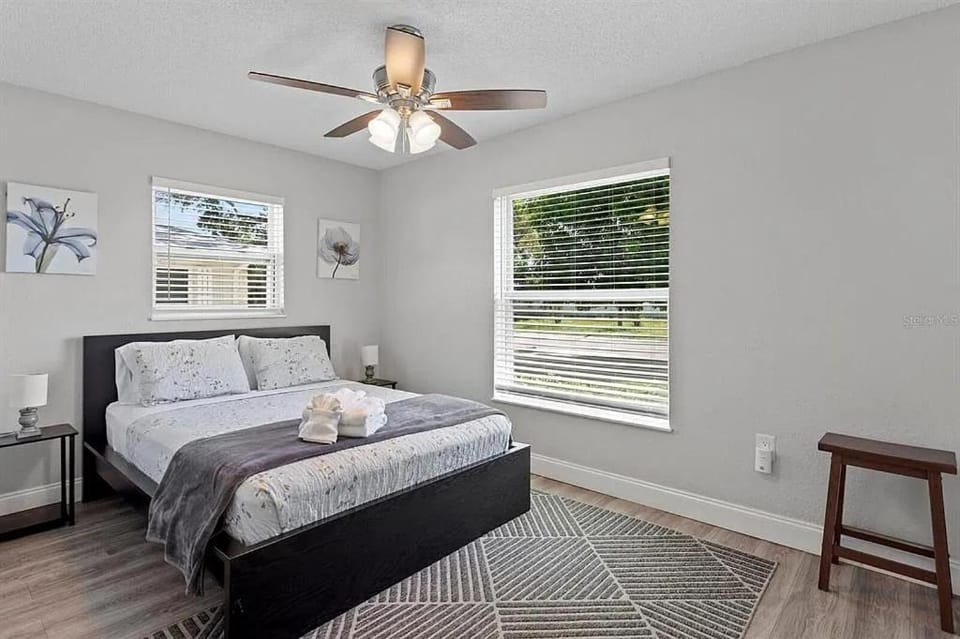 Bed, Bedroom