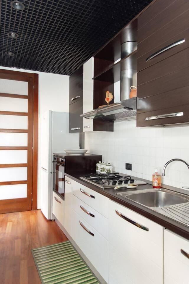 Kitchen or kitchenette, pet friendly, stove