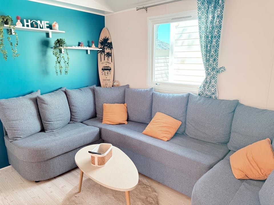 Mobilhome tout confort Campground/ 
RV Resort in Vaux-sur-Mer