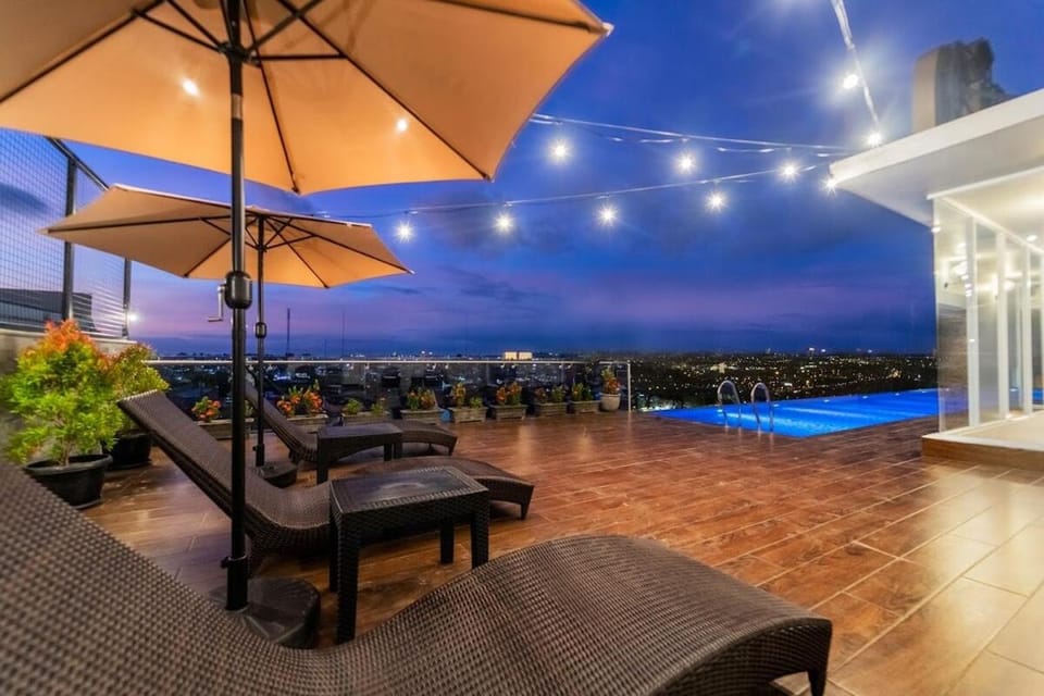 Balcony/Terrace, Pool view, Swimming pool
