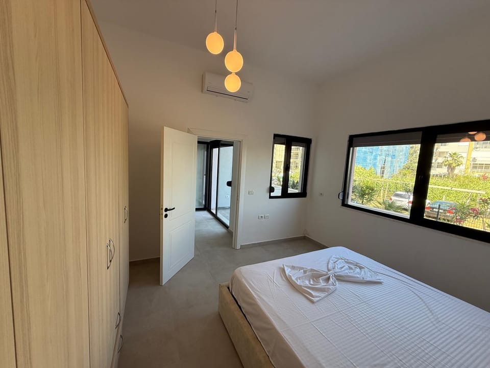 2 Bedroom 1 Floor Apartment in Europe