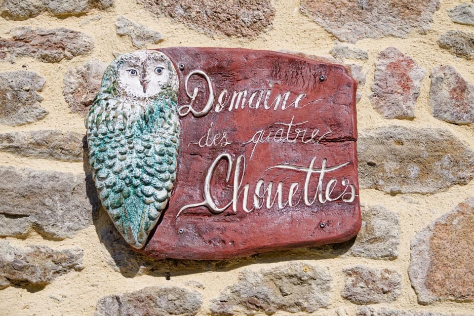 Property logo or sign