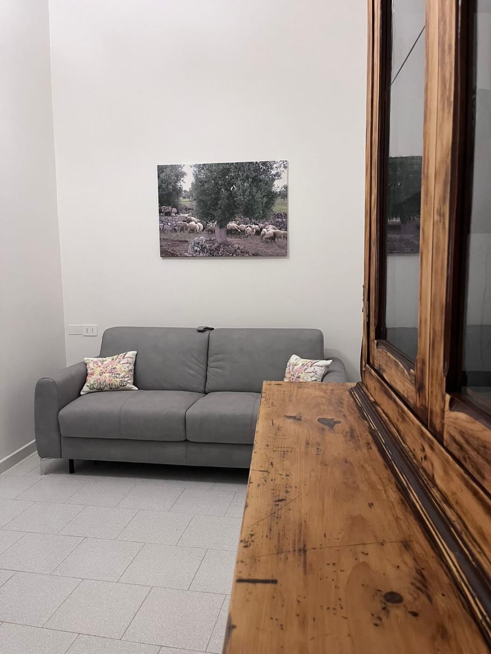 Facade/entrance, Living room, Seating area, Bedroom