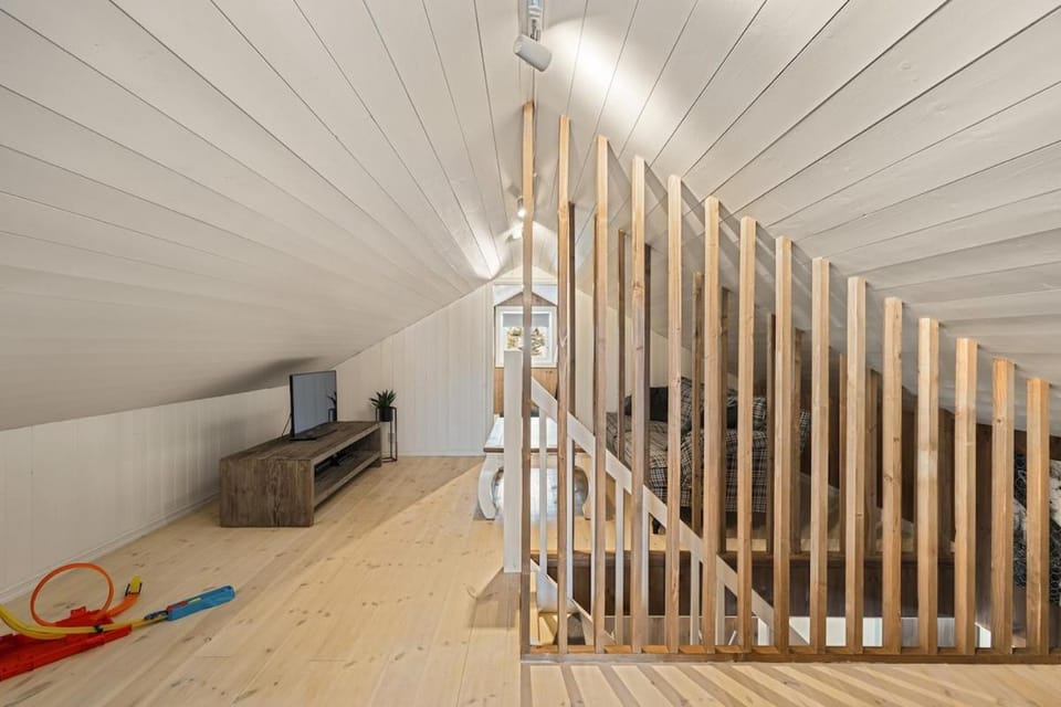 Cozy and modern cabin Cabin in Vestland