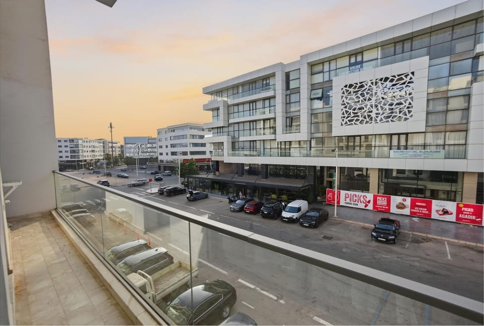 Neighbourhood, City view, Parking