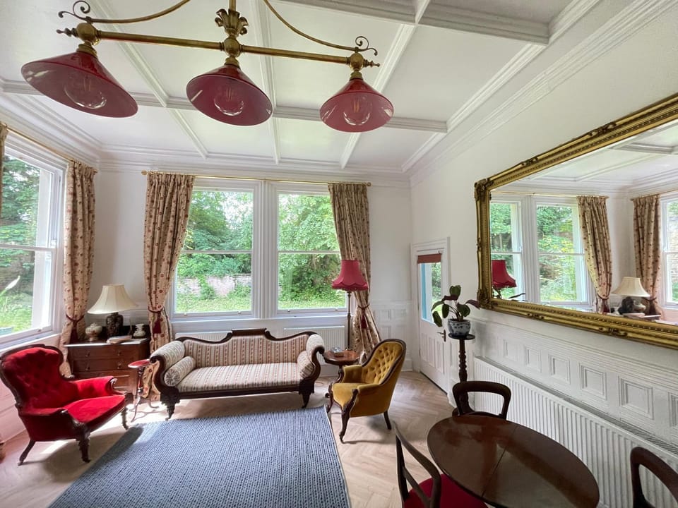 Billiard Suite at Elmwood House Apartment in Nottingham