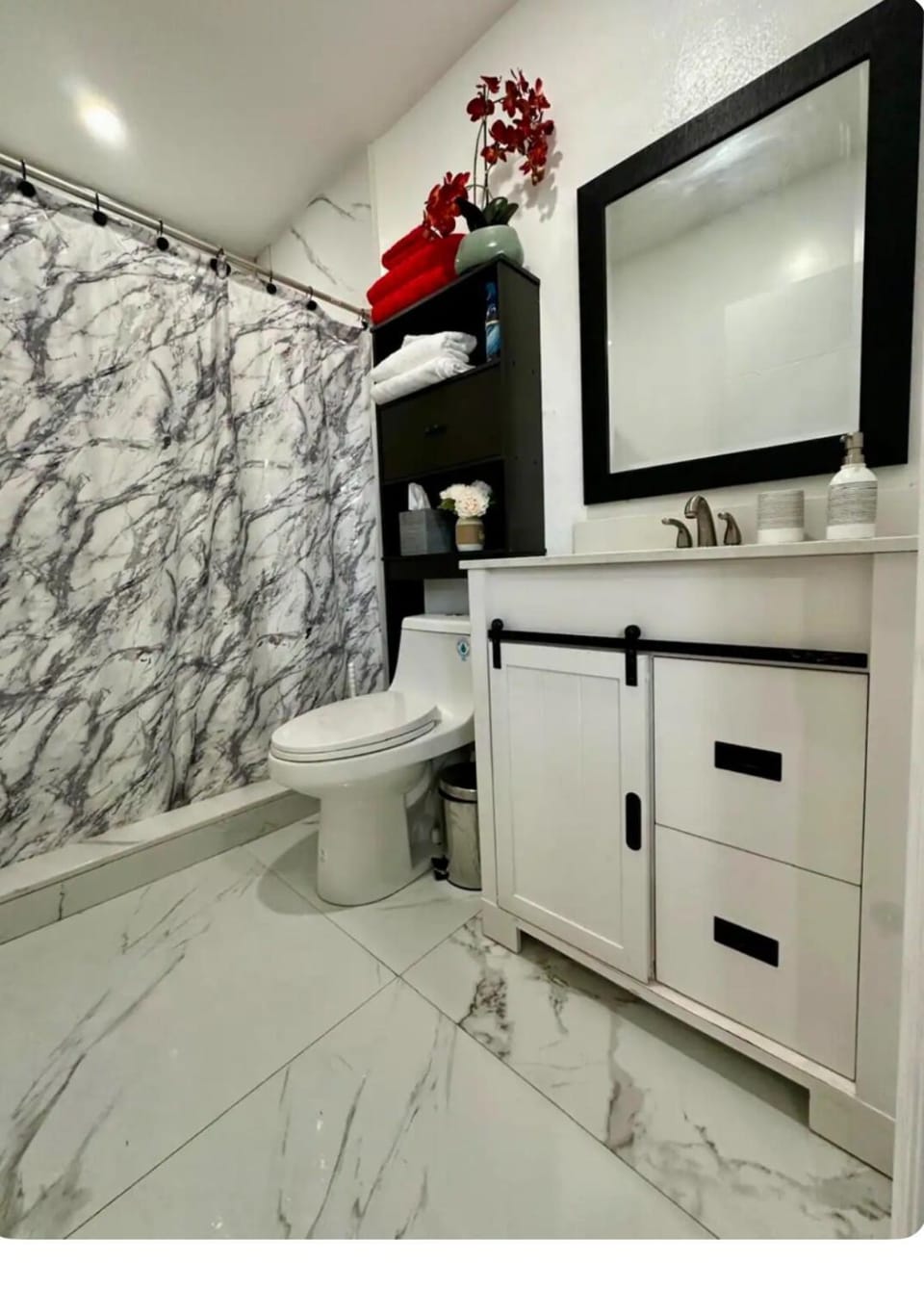 Private Cozy Studio Apartment in Lauderhill