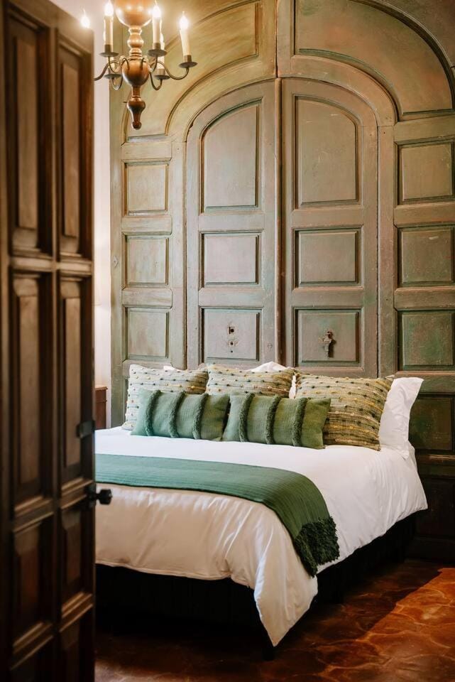 Casa Tridentino - A Timeless Colonial Treasure! House in Antigua Guatemala