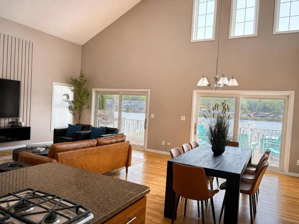 Dockside Retreat- Riverfront Near Lake Michigan House in St Joseph