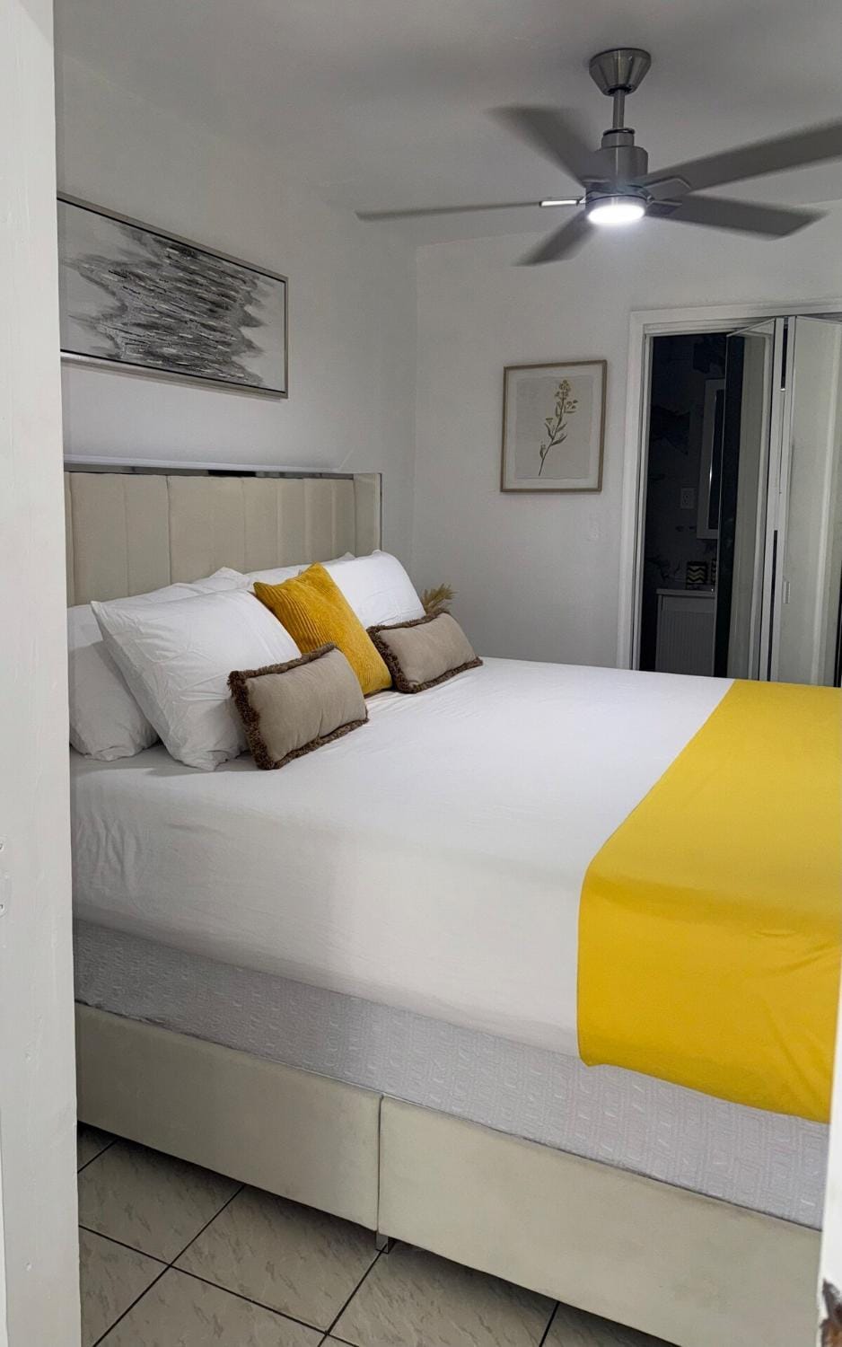 Private Guesthouse Apartment in Lauderhill