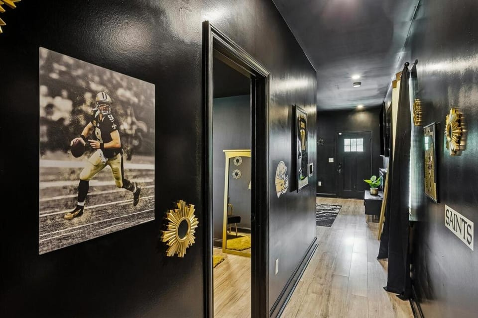 The Who Dat House, Luxury 5BR Near FQ Apartment in Ninth Ward