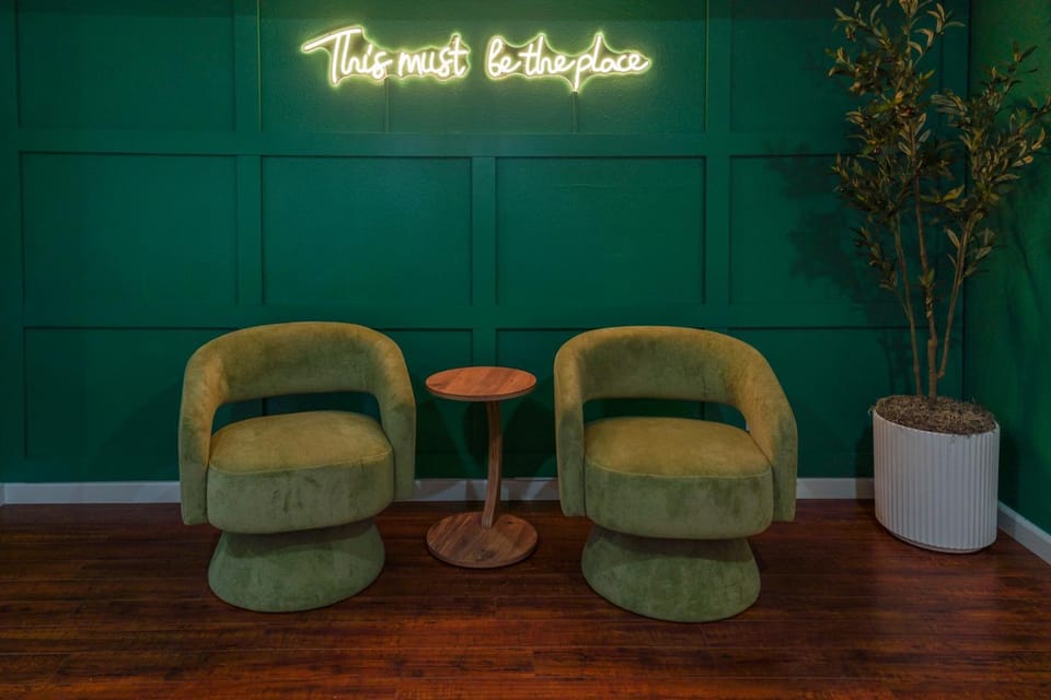 Seating area