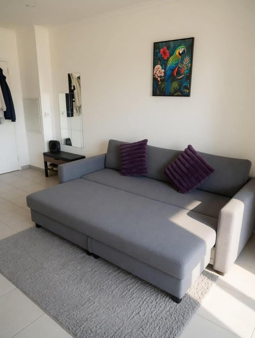 Beautiful modern 1-bedroom apartment with terrace Apartment in Marseille