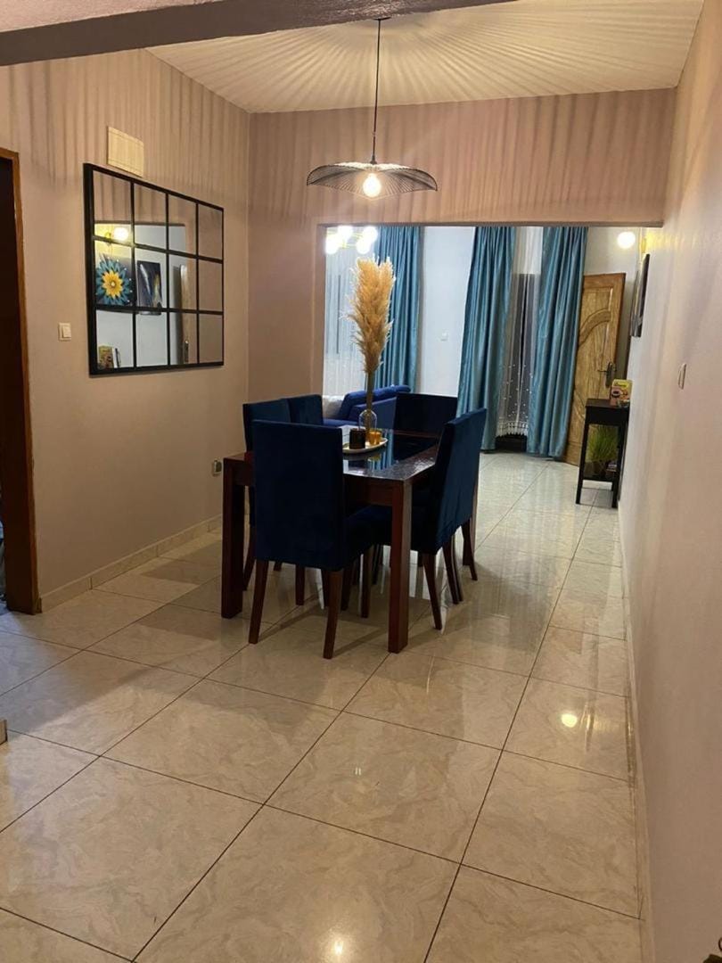 Communal lounge/ TV room, Seating area, Dining area