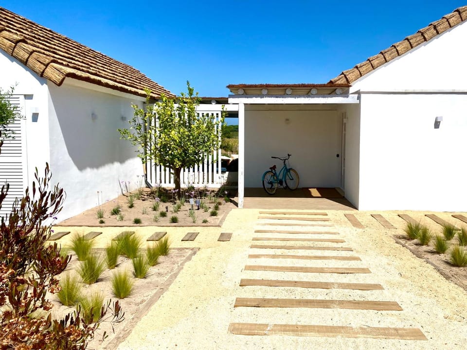 Property building, Garden