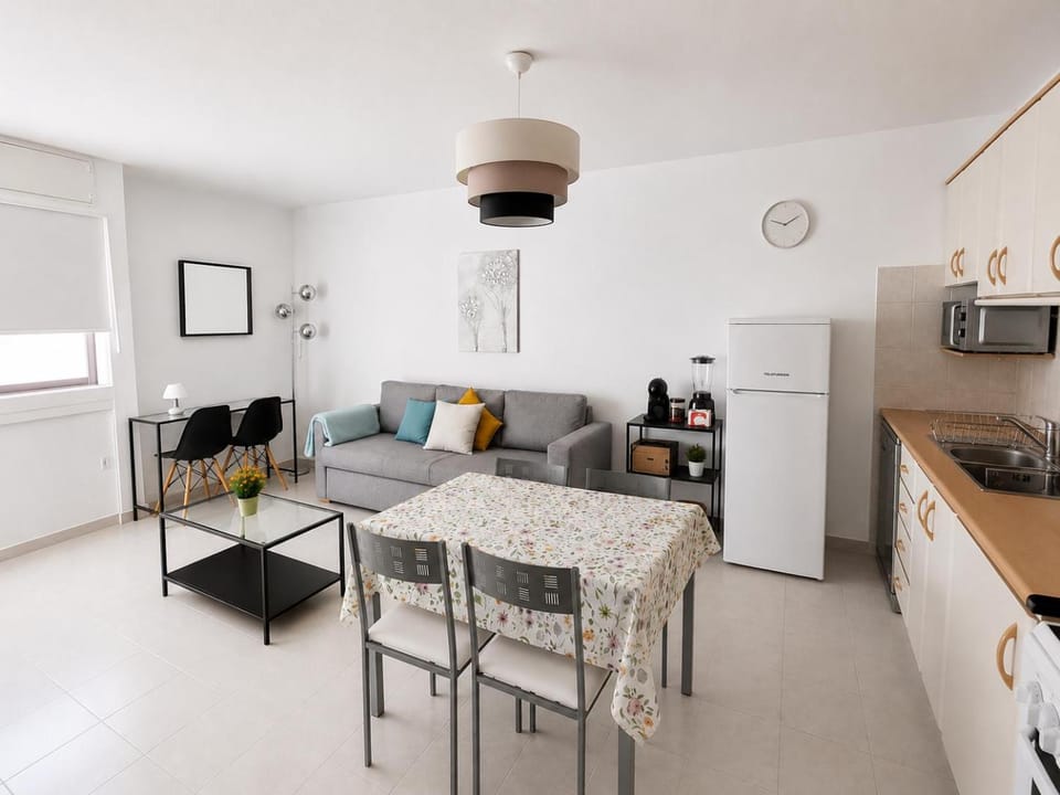 Kitchen or kitchenette, Living room