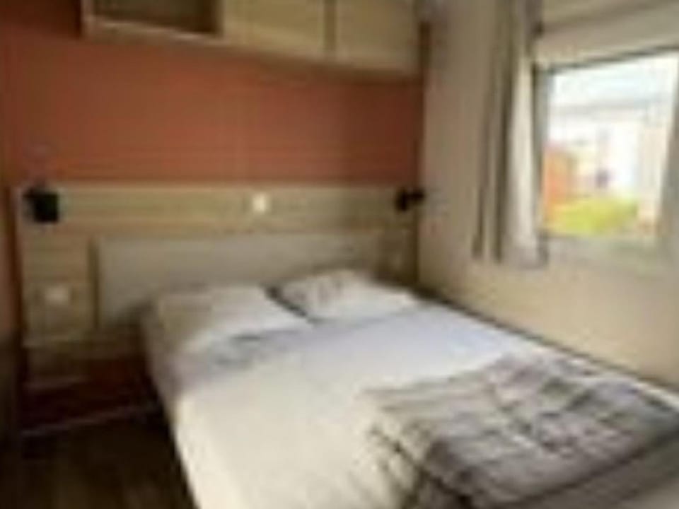 Mobil-home spacieux - 6 pers. - API-1-52-2897 Campground/ 
RV Resort in Normandy
