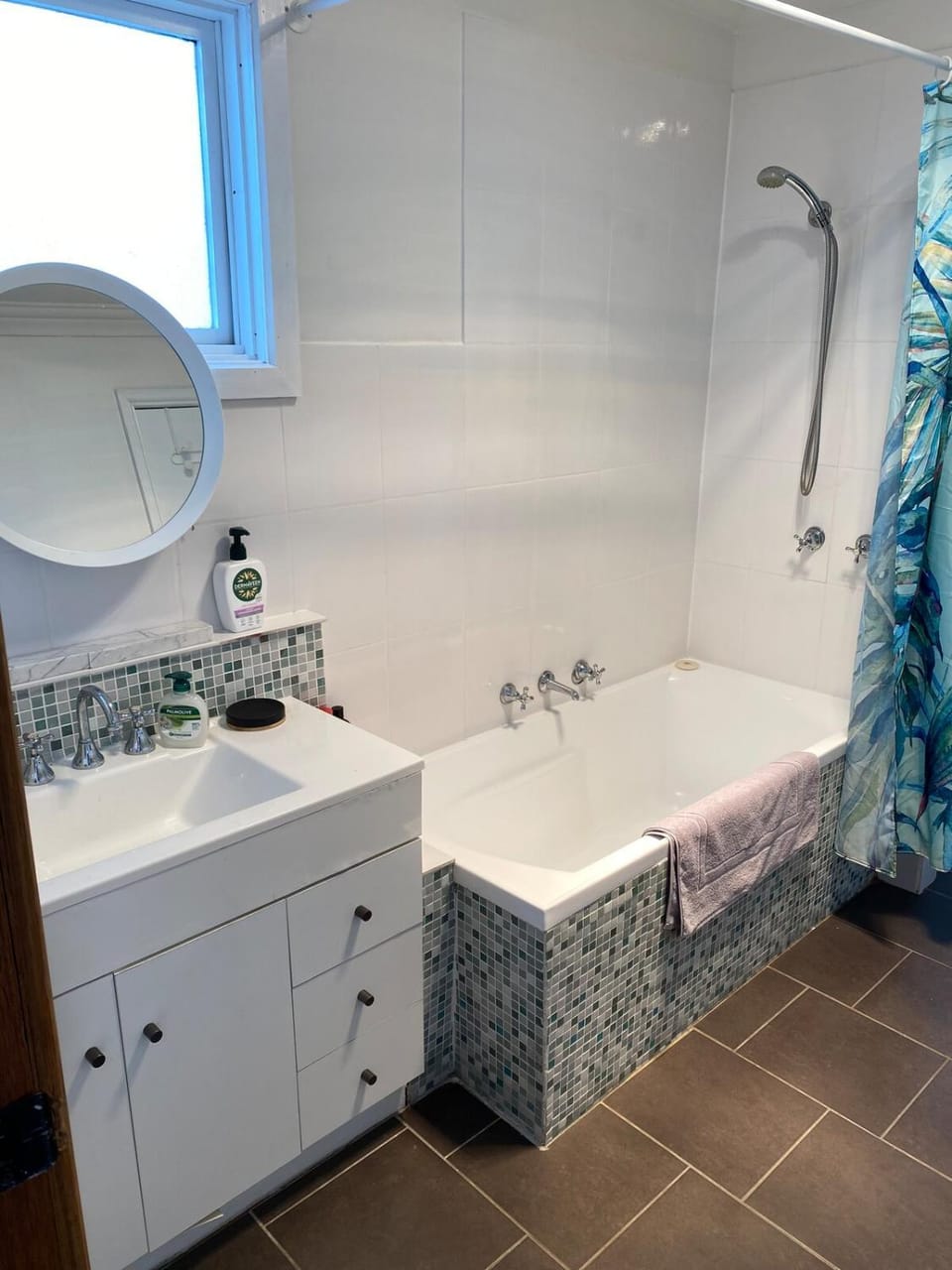 Shower, Toilet, Bathroom, Bath