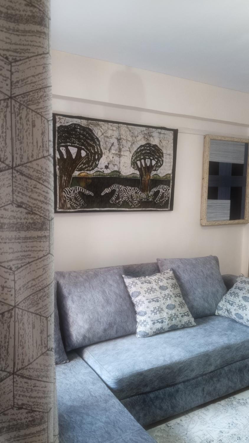 1BR Apartment in South B Balozi Estate 5 min to Capital Centre 10 min to NextGen Mall 15 min to JKIA Airport & SGR Terminus Easy Access to Mombasa Road and Nairobi CBD Fully Equipped Kitchen Fast Wi-Fi Smart TV Free Secure Parking self check in Apartment in Nairobi County