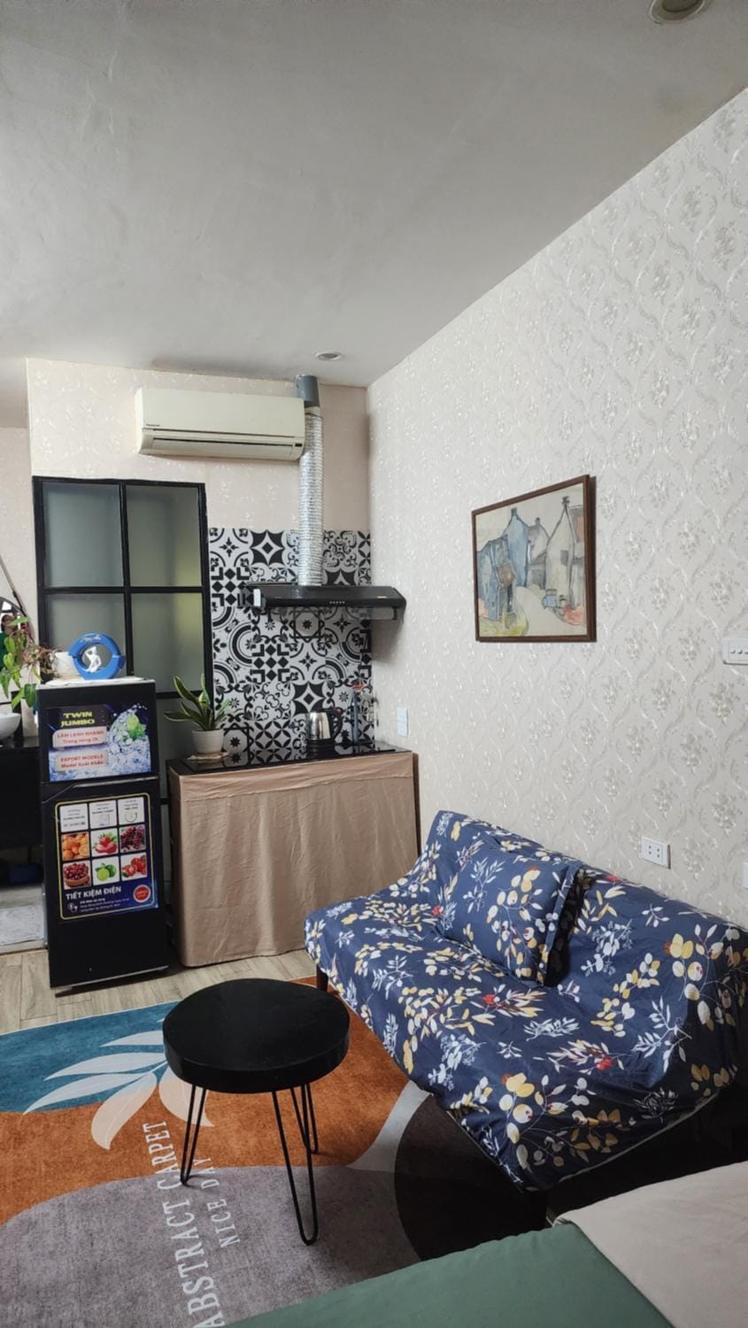Kitchen or kitchenette, Seating area