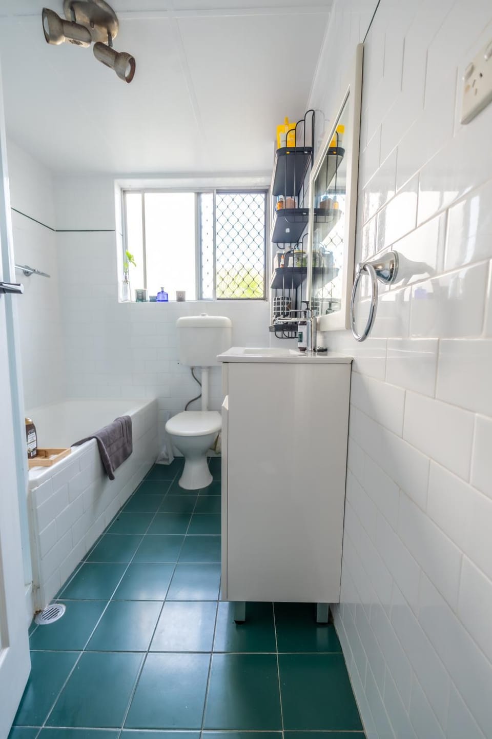 Shower, Toilet, Bathroom, Bath