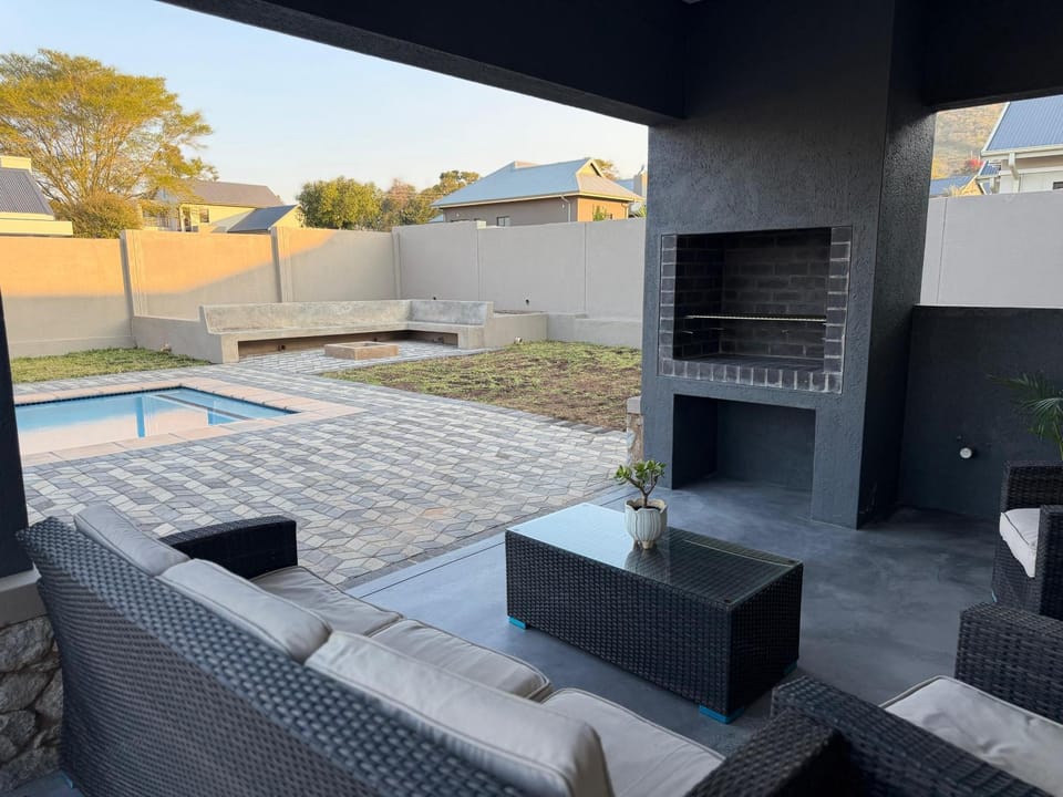 Natures Nest with Mongi Hazyview House in South Africa