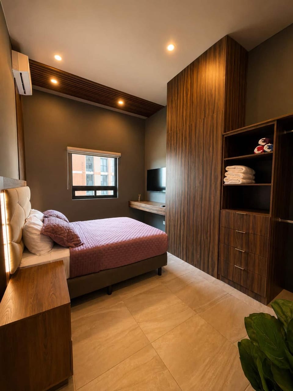 Downtown Luxe Stay Pool, Views 6 Guests House in Monterrey