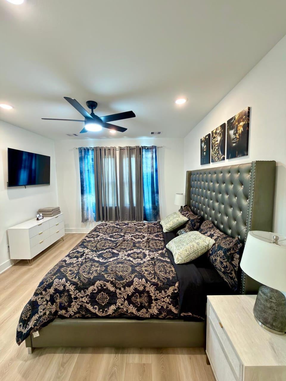 Game Room, Hot Tub, Gym, BBQ, 7 mins to World Cup House in Houston