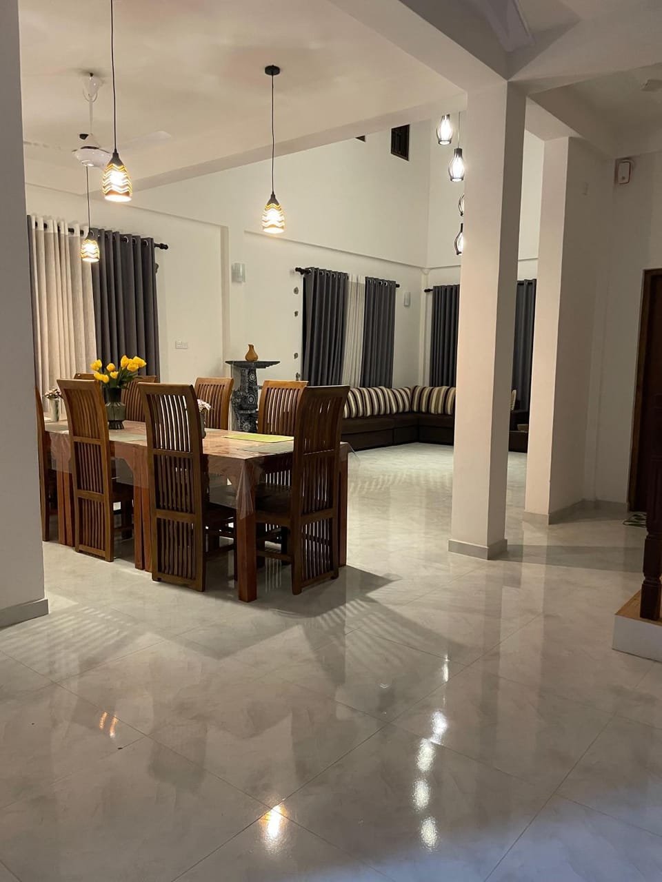 Avara Grove Guest house Bed and Breakfast in Sri Lanka