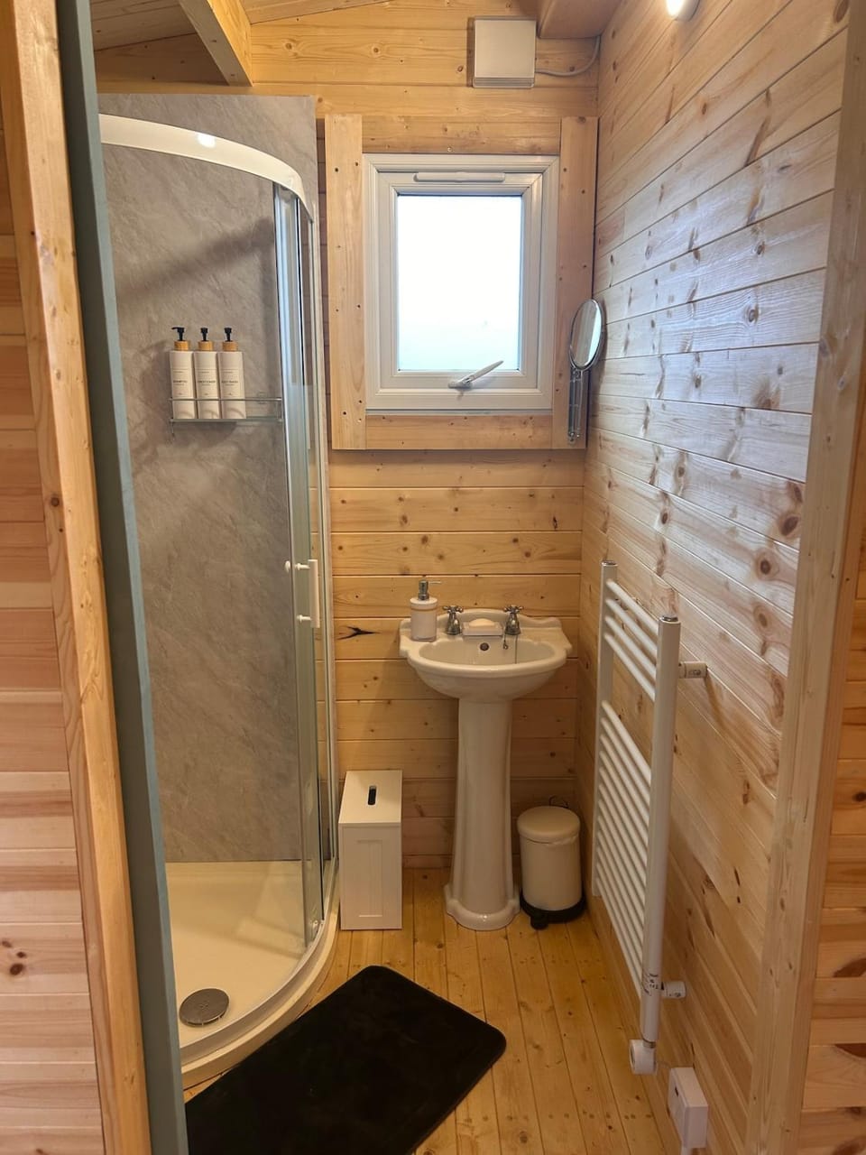 Tobys Lodge Chalet in County Limerick