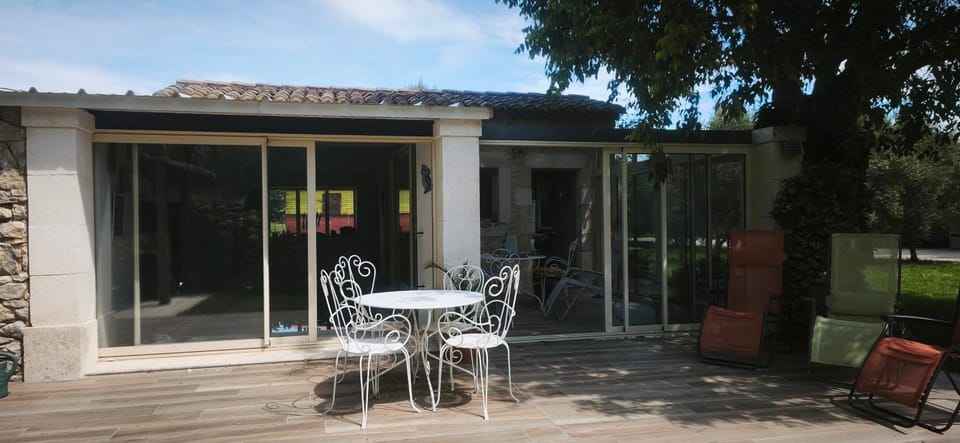 Authentique maison provençale avec piscine Villa in Provence