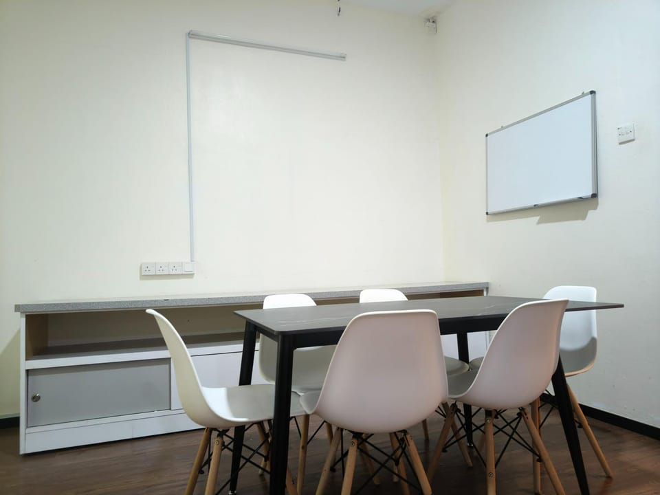 Meeting/conference room