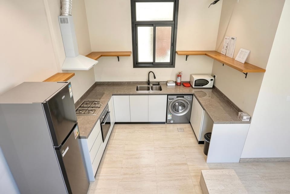 غرفتين وصالة بحوش خاص مع مسبح ونادي Makeen 80 Apartment in Riyadh