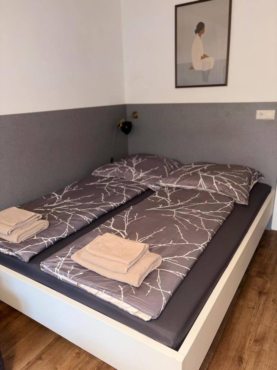 Bed, Bedroom