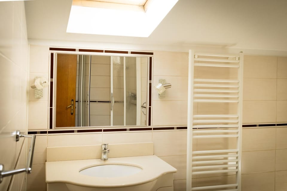 Old Town Grand Residence Self Check-in Apartment in Bucharest