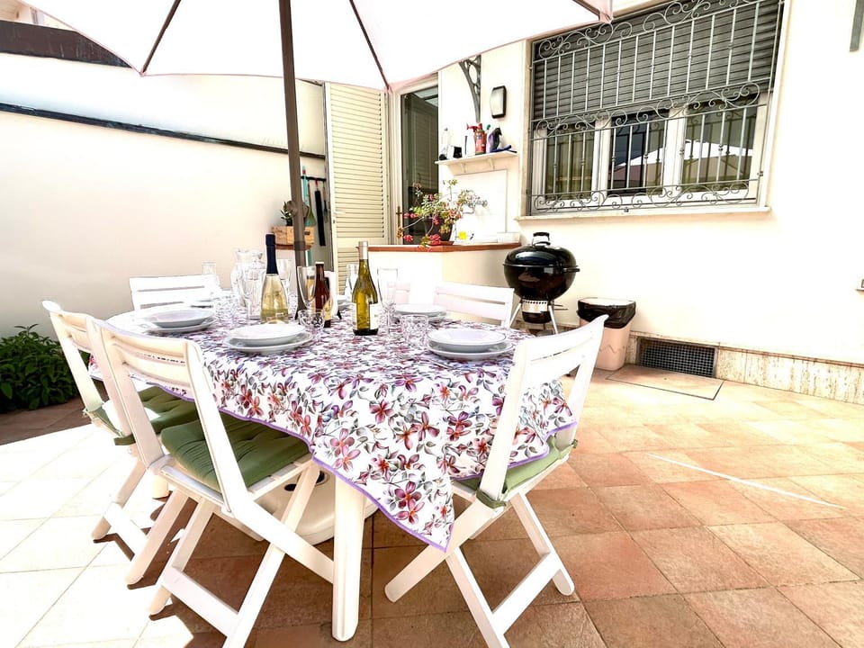 BBQ facilities, Garden