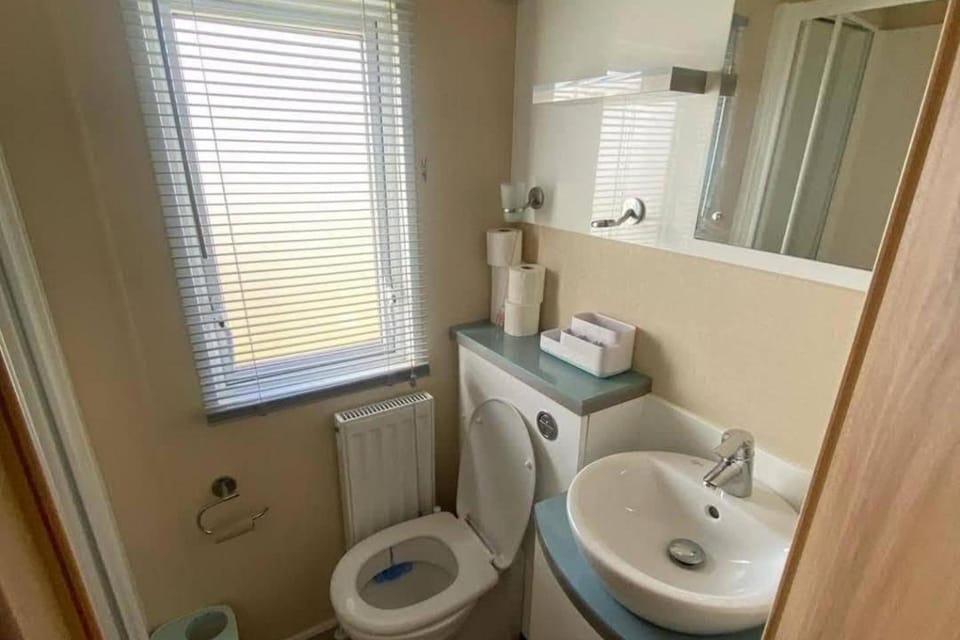 2-bed Caravan - Sleeps 6 - Family & Pet Friendly House in Ingoldmells